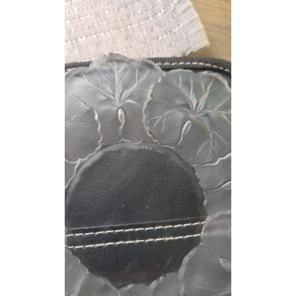 Lalique france on the bottom Honfleur Deep Saucer With Geranium Design - Picture 6 of 8